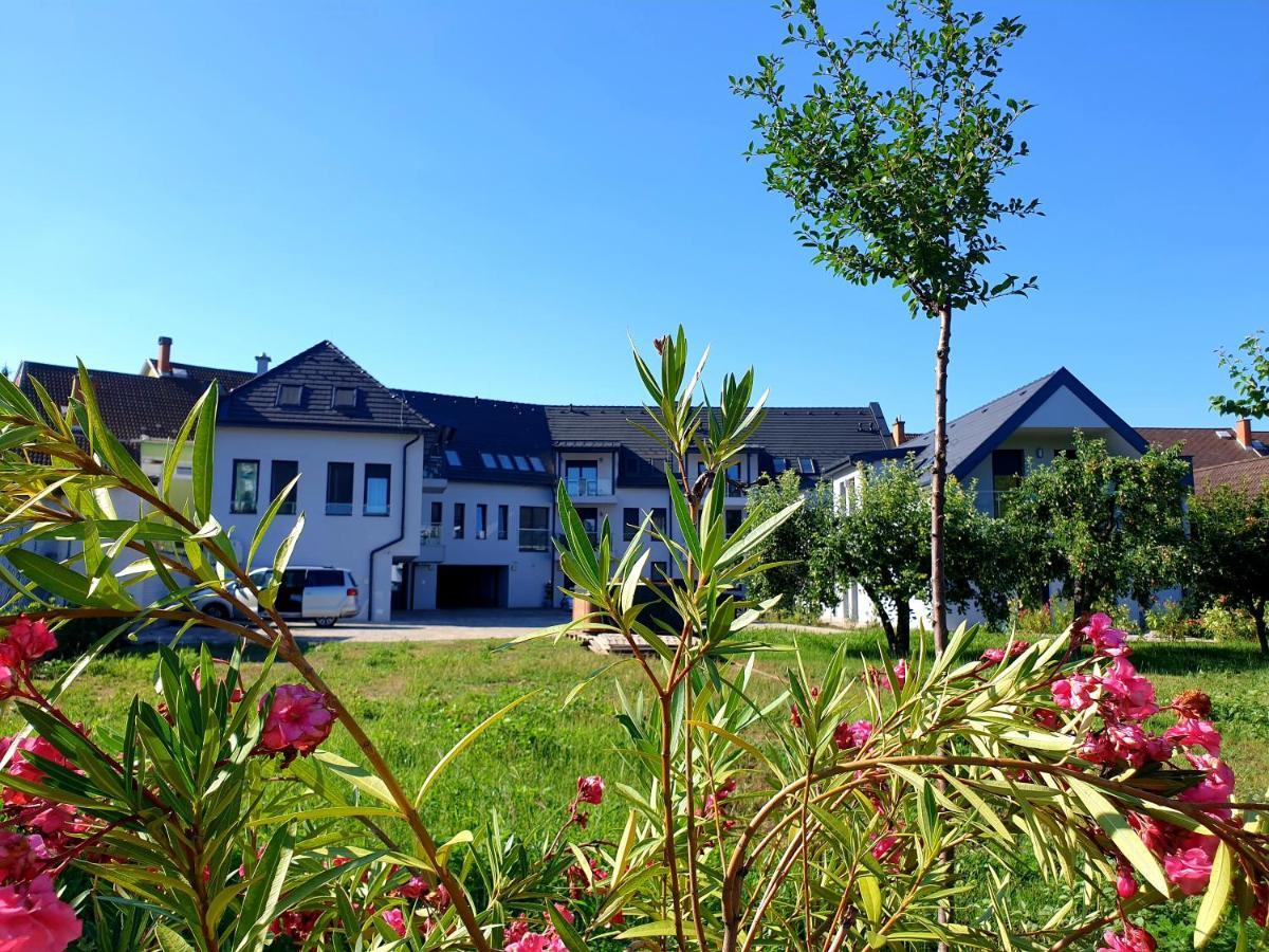 Silver Lodge Apartments إغير المظهر الخارجي الصورة