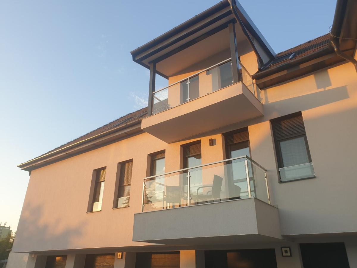 Silver Lodge Apartments إغير المظهر الخارجي الصورة